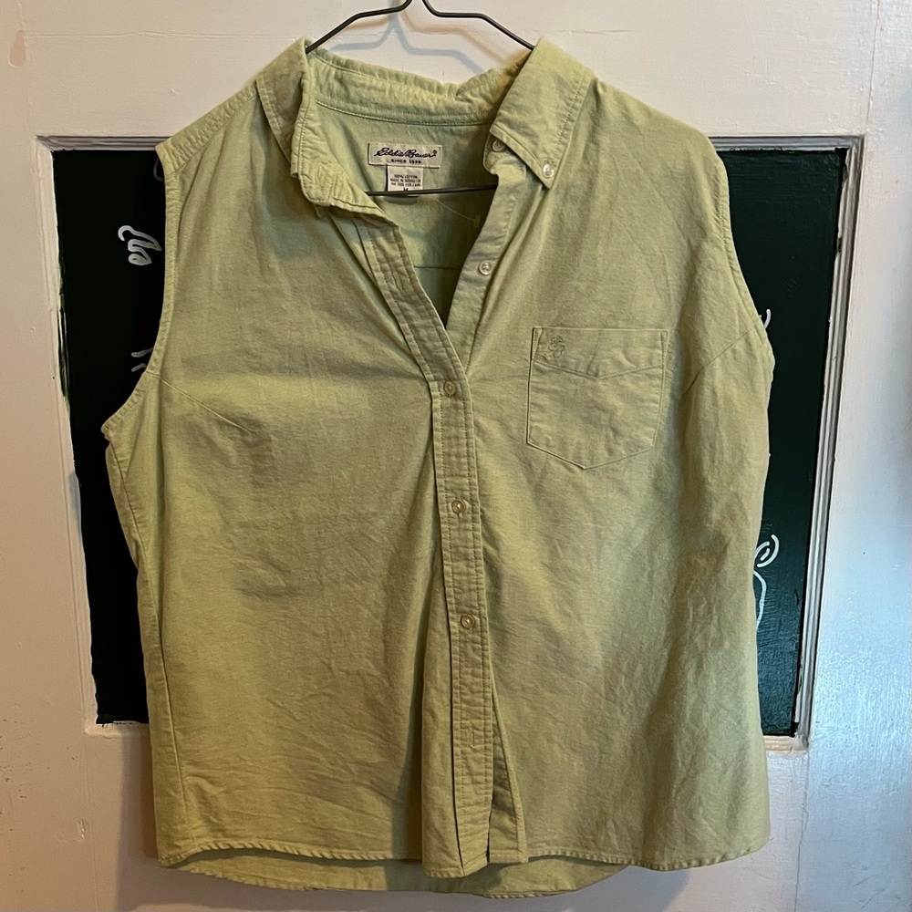 Eddie Bauer green button up vest